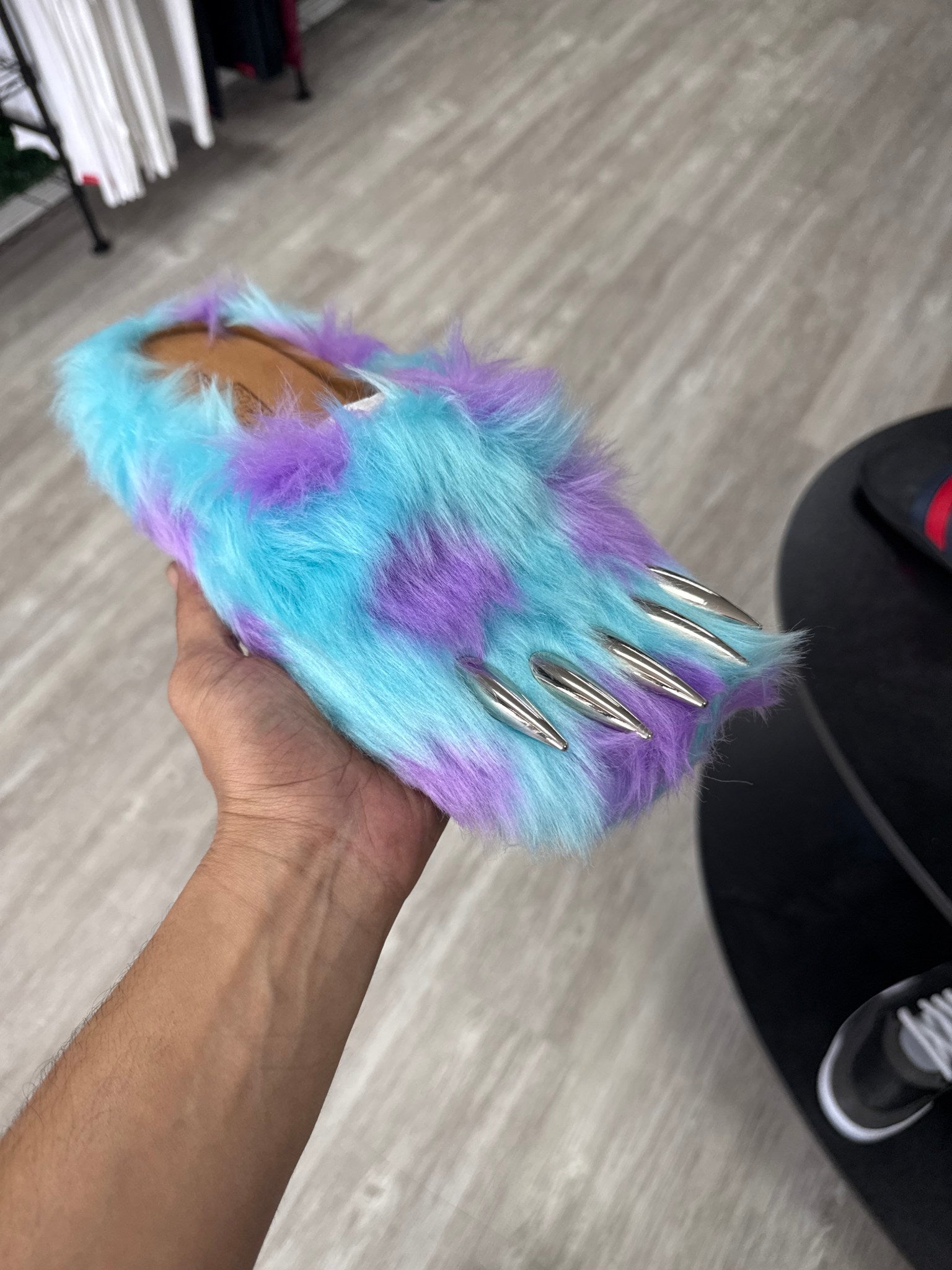 Spot Claw Mule Bravest Studio